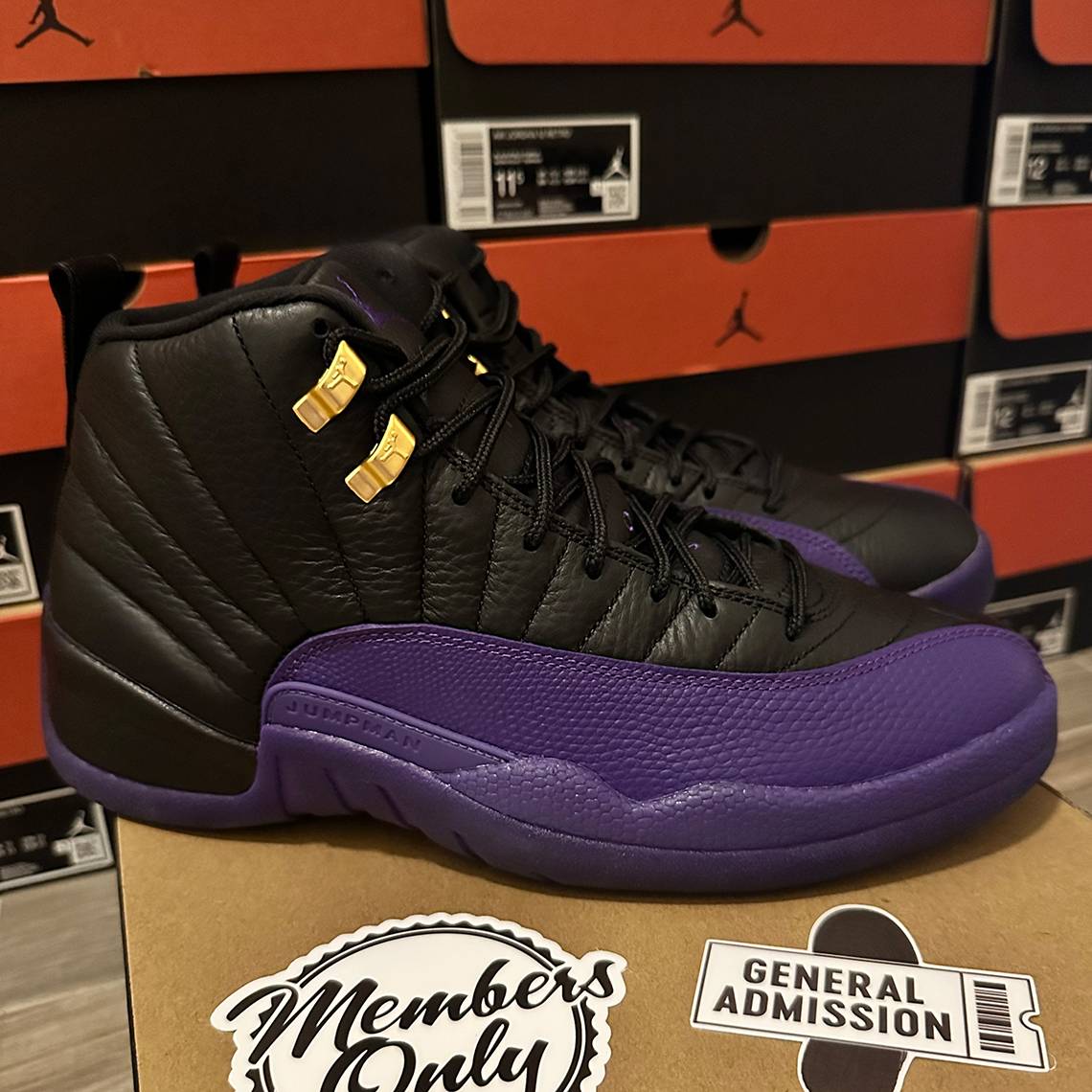 کتونی نایک ایر جردن 12 ( Nike Air Jordan 12 Field Purple )